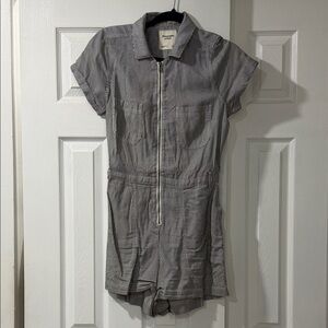 Abercrombie & Fitch Gray Pinstripe Short Sleeve Zip Romper